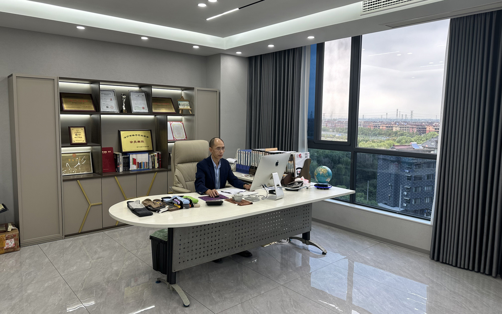 China Haining Longze Knitting Co., Ltd. company profile