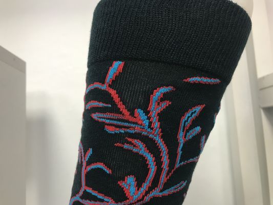 Men's Hip Hop Street Style Socks Custom Label Black Cotton Socks with Personalized Print