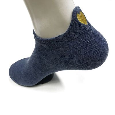 Plain Black White Khaki Heart-Shaped Unisex Knitted Cotton Sport Socks for Men and Women