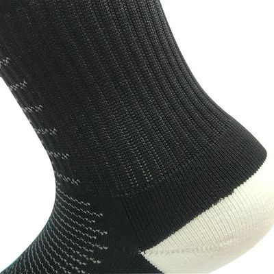 Custom Anti Slip Running Socks for Men and Women in Winter Season 100% Polyester