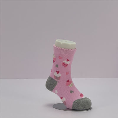 Top Selling Spring Newborn Infant Christmas Socks with Cute Cake Print and Warm Fabric
