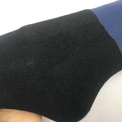 Standard Thickness Cycling Socks Non-slip Athletic Socks for Comfortable and Support