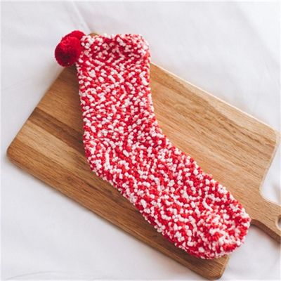 Christmas Sock Soft Breathable Fashion Winter Coral Fleece with Multi Color Dot Pom Pom