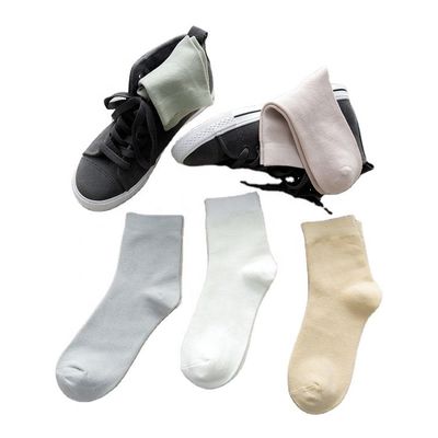 Daily Socks Made of Bamboo Fibers Breathable and Sweat-Wicking for All-Day Comfort