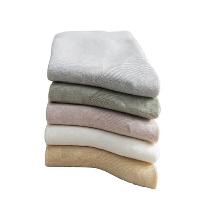 Daily Socks Made of Bamboo Fibers Breathable and Sweat-Wicking for All-Day Comfort
