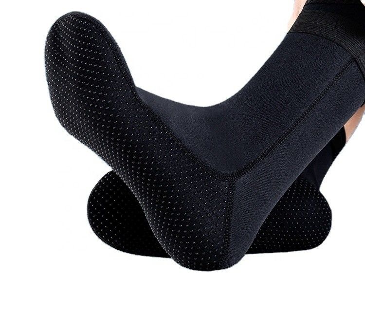 3D Pattern Type Diving Socks Essential for Diving Swimming and Surfing Enthusiasts