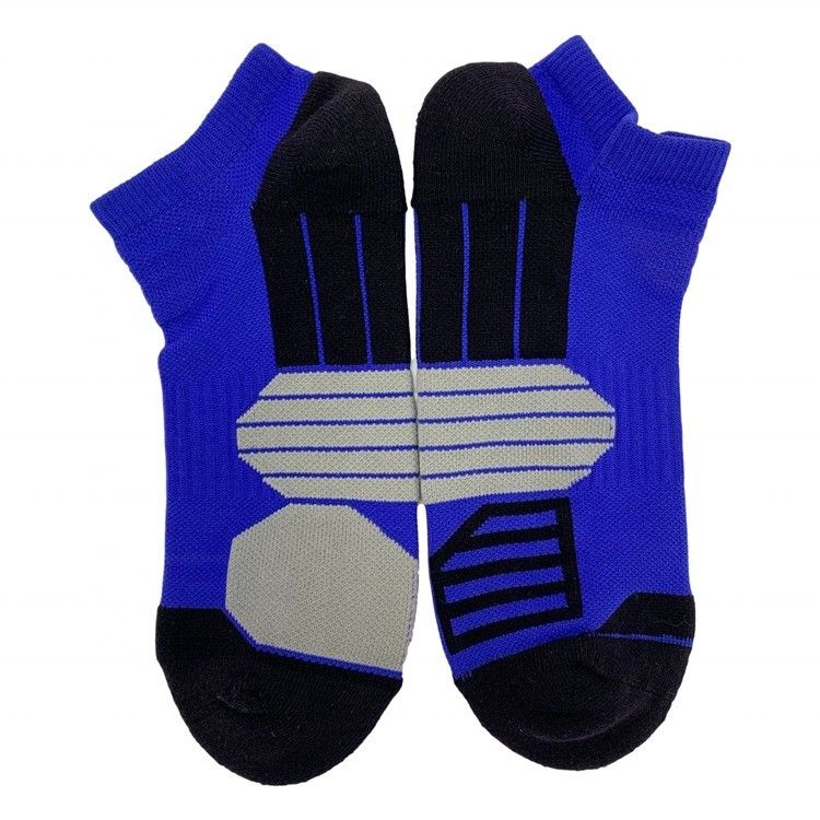 Unisex Regular Style Ankle Sport Socks with Anti Slip Design and Quick Dry Technology