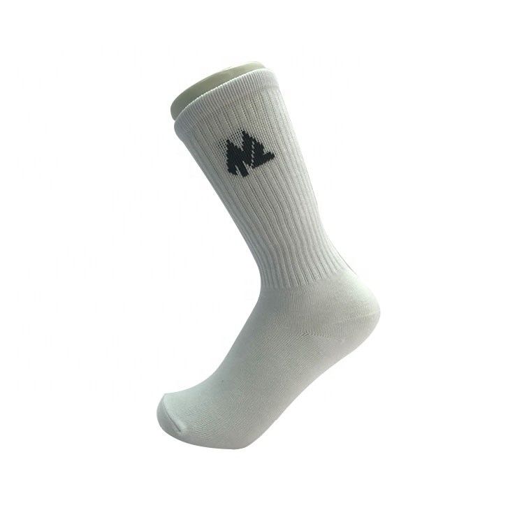 Middle Thick All Season Crew Length White Sports Socks Anti Slip Knitted Beauty Socks