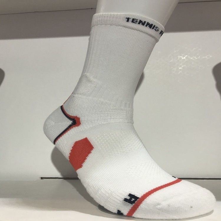 Needle Detection Men's Custom Color Sports Socks with 200 Stitches and Regular Style