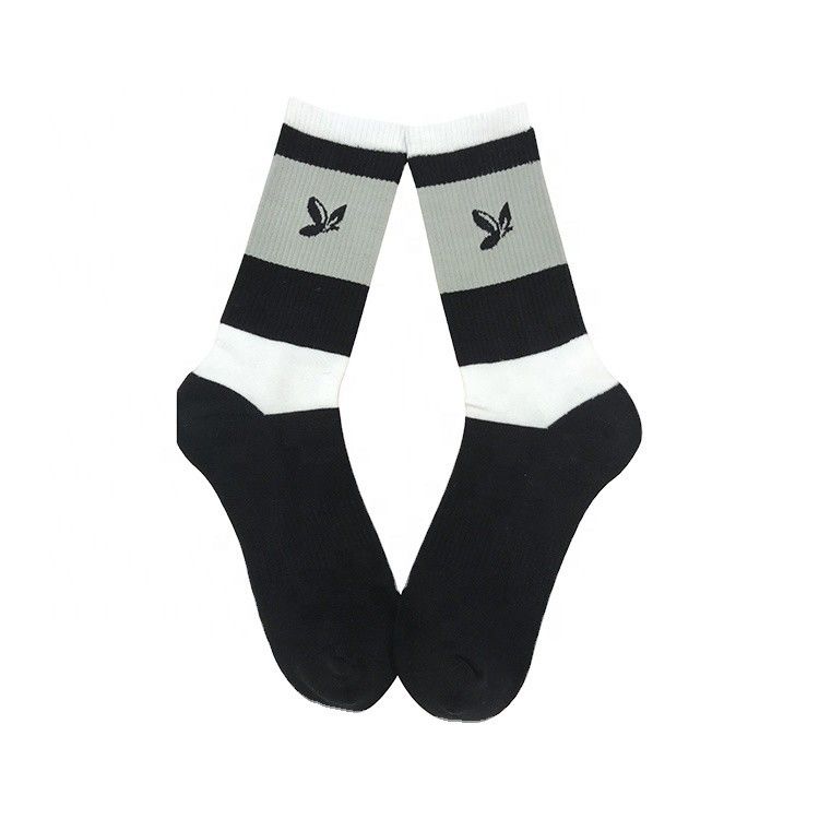LZ-21-antilsip 01  Anti-slip Knitted Athletic Socks Cotton Socks for Sports